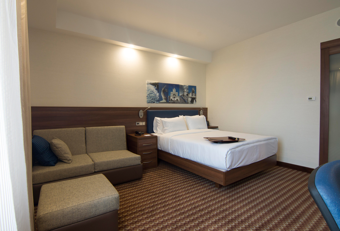 hilton 096